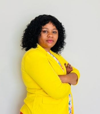 Portrait of Fatmata Shaw, Realtor.